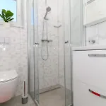 Amazing In Seget Donji Apartment *
