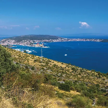 Awesome In Seget Donji Apartman *